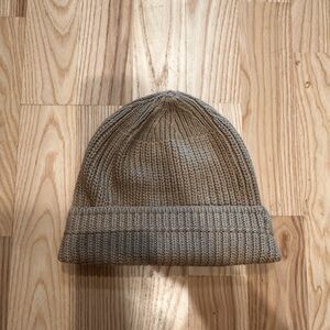 Everlane Organic Cotton Beanie